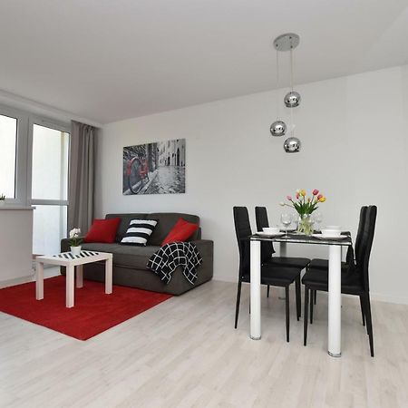 דירות Stary Toruń Apartament Rosso מראה חיצוני תמונה