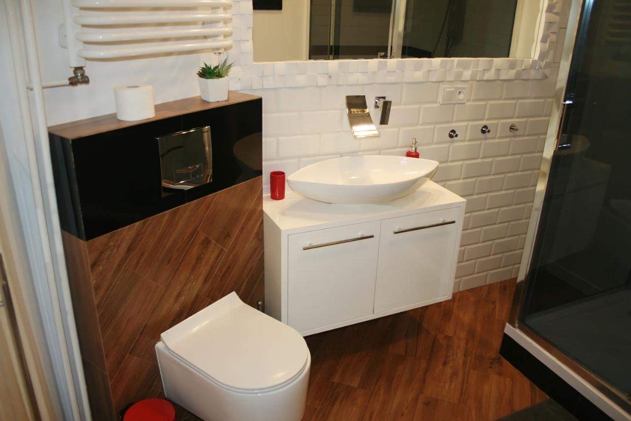 דירות Stary Toruń Apartament Rosso מראה חיצוני תמונה